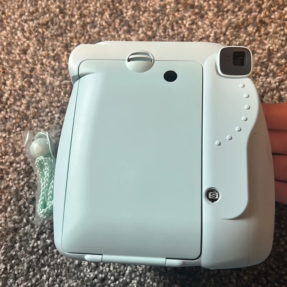 NWT Fujifilm Instax Mkni 8 Blue